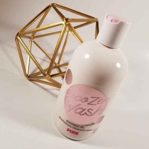 PINK Victoria's Secret Makeup Vs Pink Coco Zen Wash Poshmark